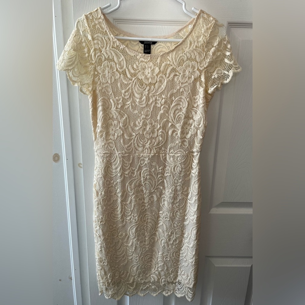 Elegant Cream Lace Dress - Picture 2 of 3